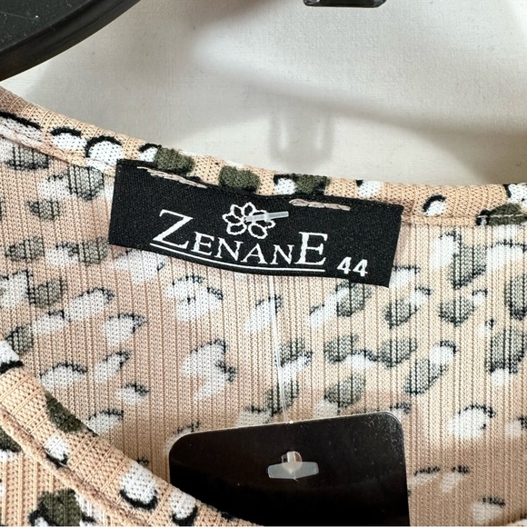 Zenane Womens
Mink - Multi - Crew neck - Unlined - Modest Dress Size 44: 12(US) - Picture 6 of 15